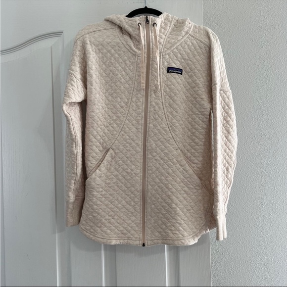 Patagonia Quilted Organic Cotton Jacket - Picture 2 of 10